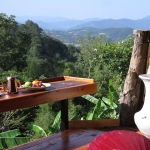 2 Day Chiang Mai Treehouse +Chiang Rai Blue, White Temples +Elephant Large Waterfall Hiking